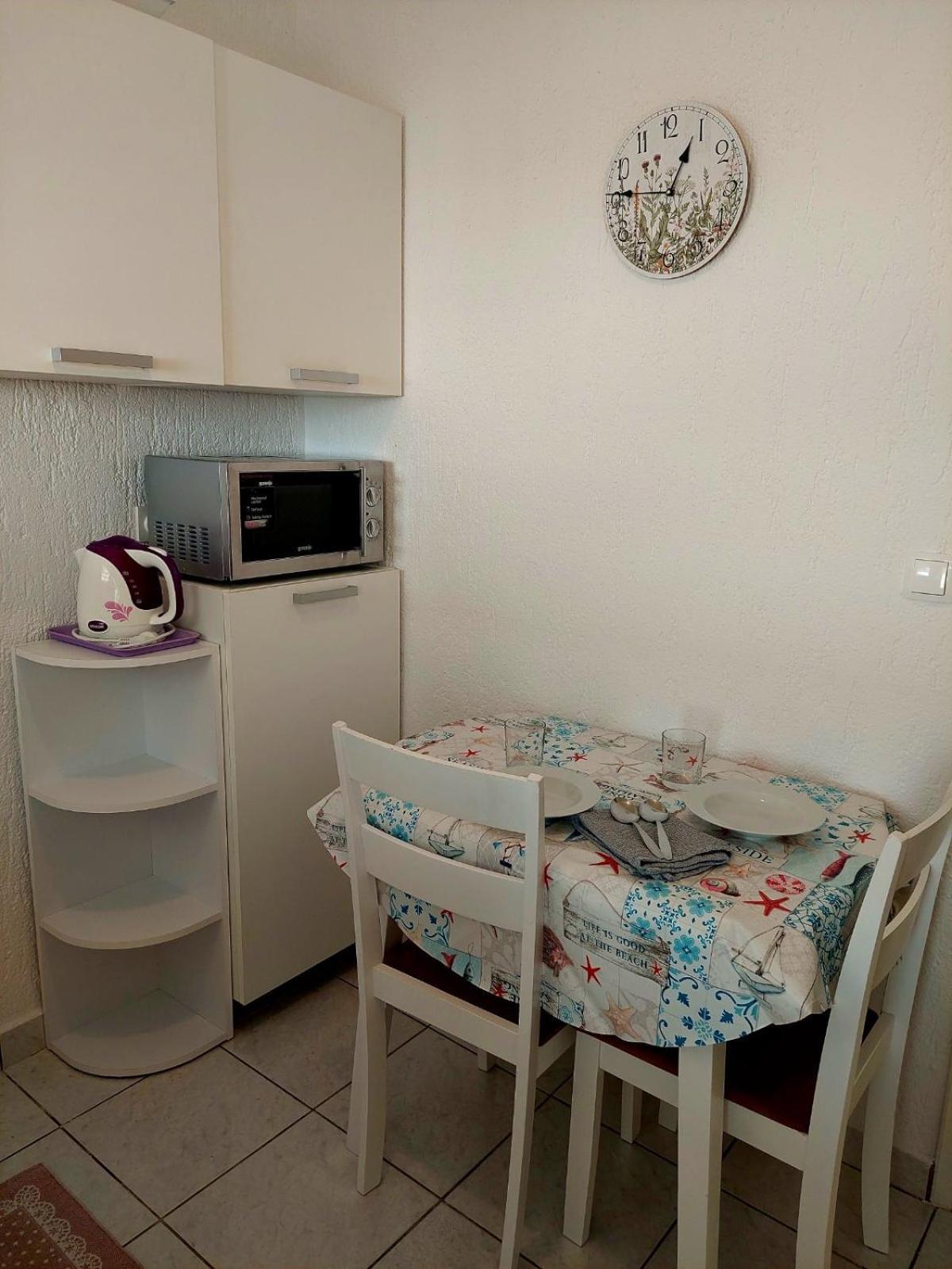 Apartments Hodanic คิร์ก ห้อง รูปภาพ